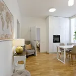 Lux Getaway Very Apartamento Riga